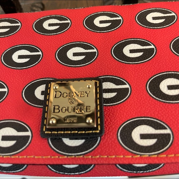 Dooney & Bourke Handbags - dooney and bourke uga purse